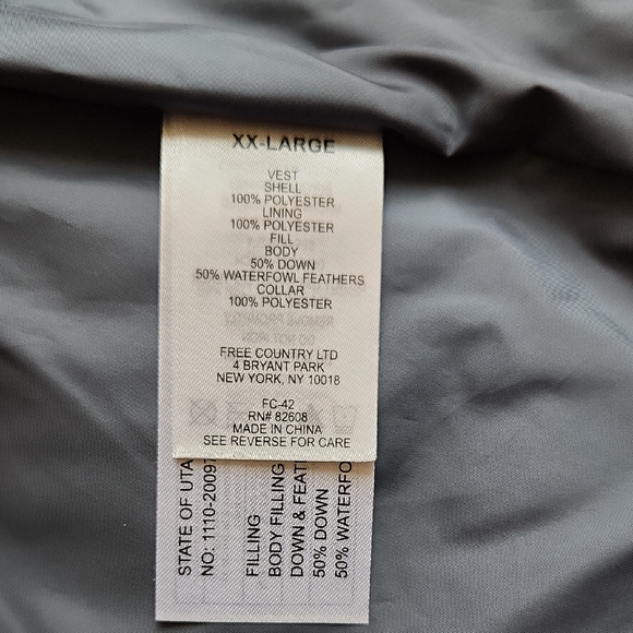 Free Country Peach Pink Puffer Vest with Gray Lining - Picture 5 of 6